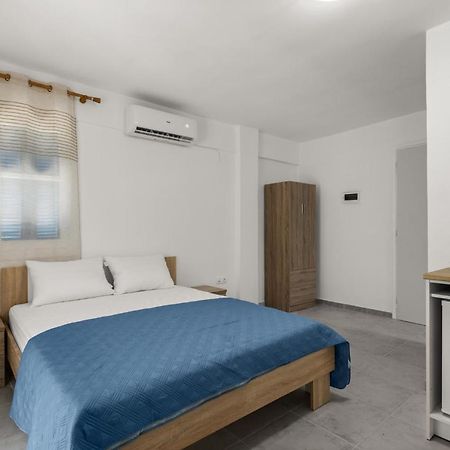 Nikolas Apartments Stoupa Lévktron Esterno foto