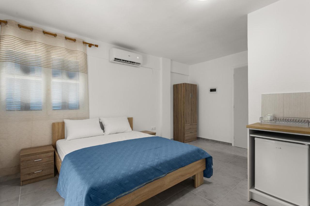 Nikolas Apartments Stoupa Lévktron Esterno foto